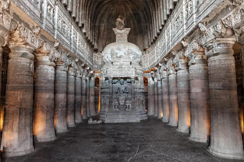 3 Days Mumbai & Elephanta Caves Tour – No.1 Heritage Experience with Gateway of India and Mumbai sightseeing